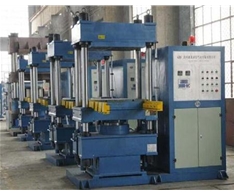 100T四柱硫化機(jī)